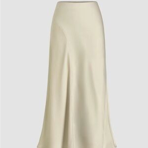 Elegant Cream Women's Skirt